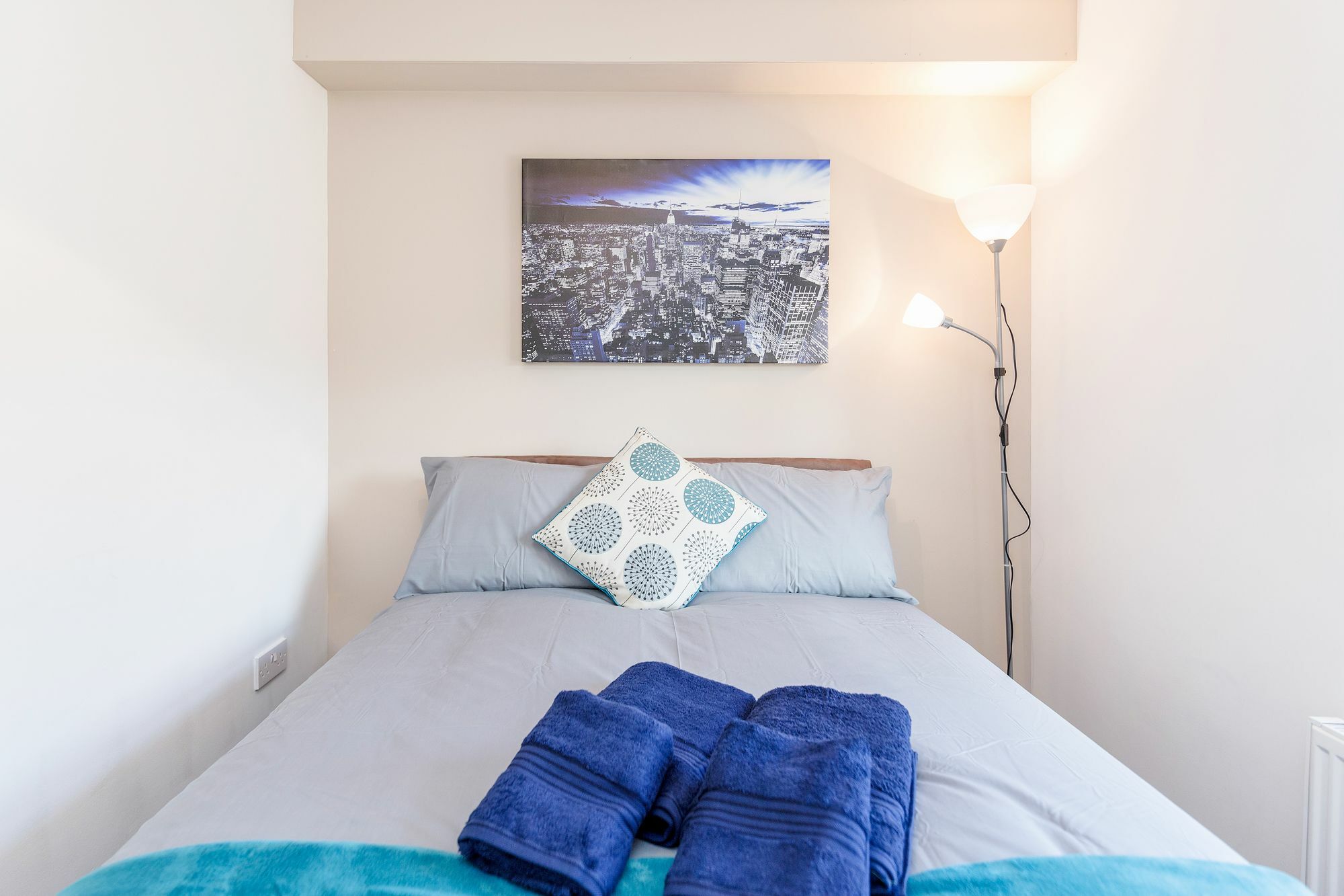 Watford Junction Apartment Екстериор снимка